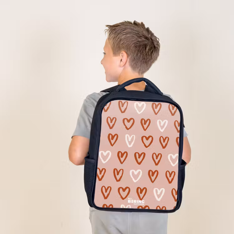 Kids backpack - Black - Heart pattern in pink and white — 2