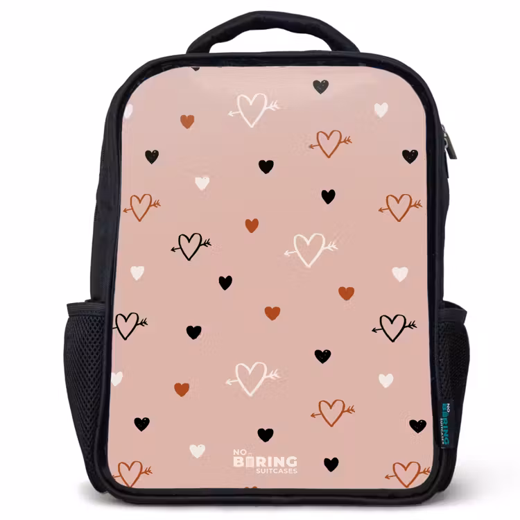 Kids backpack - Black - Hearts with arrows in black, white and pink — 1