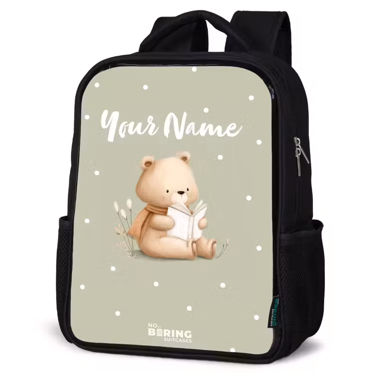 Kids backpack - A brown bear reading a book - Green — 4