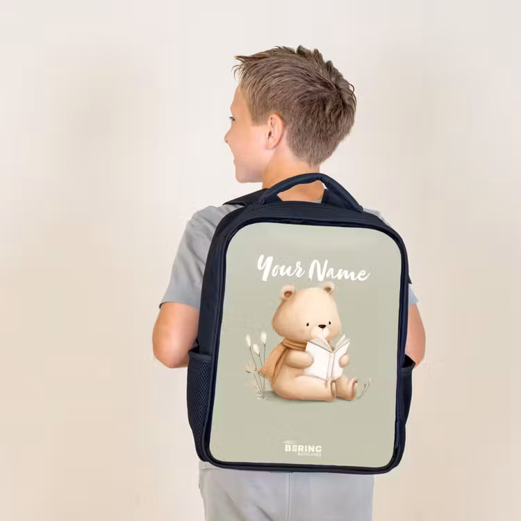 Kids backpack - A brown bear with a book - Green — 2