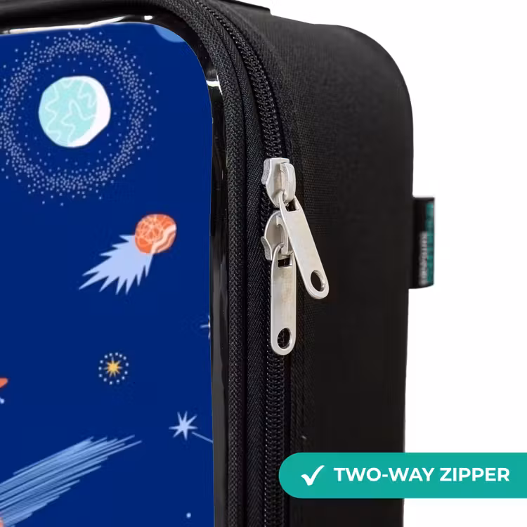 Children's suitcase - Pattern of planets on a dark background — 5