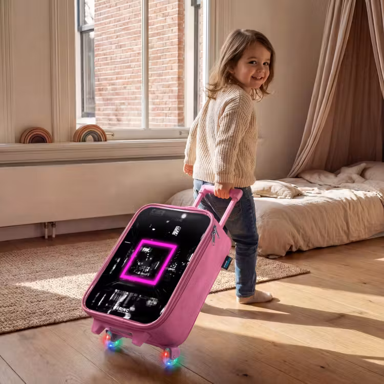 Children's suitcase - Pink - Bright pink square with backlit background — 2