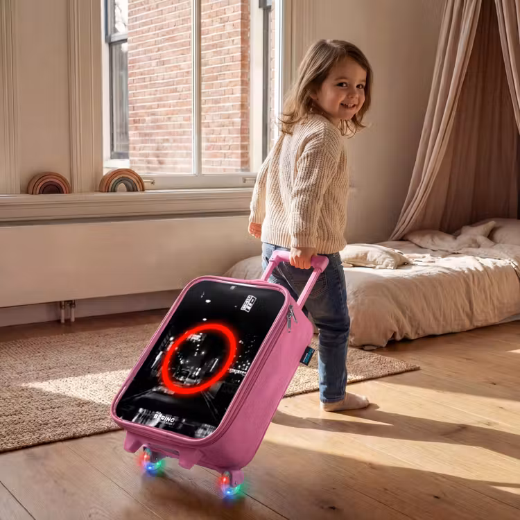 Children's suitcase - Pink - Bright red circle over a city street — 2