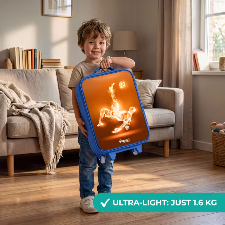 Children's suitcase - Blue - Orange light soccer player in floating moment — 3