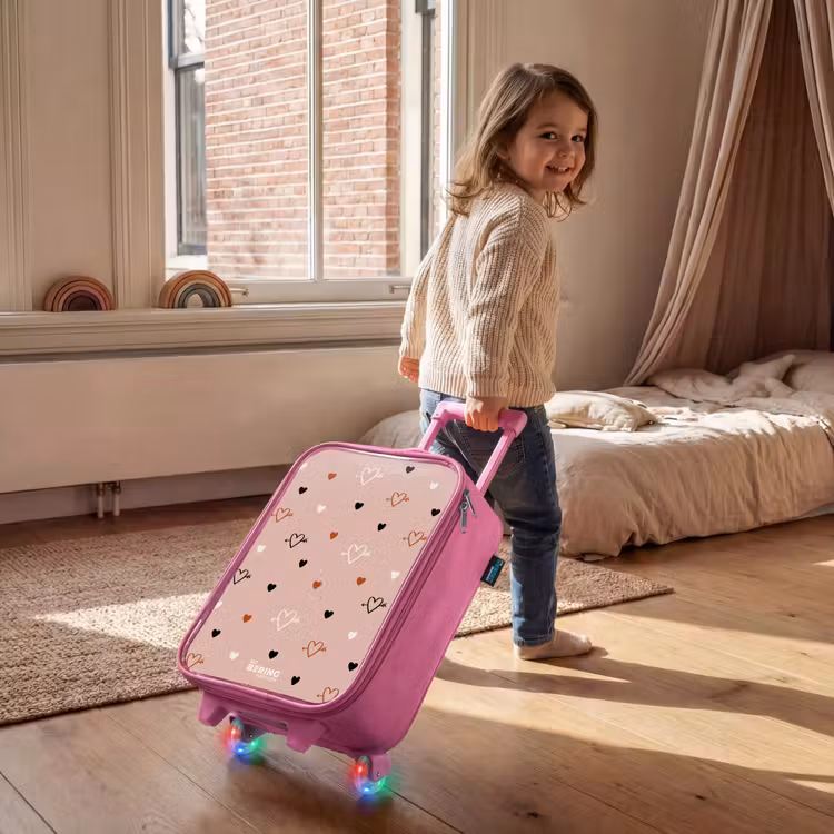 Children's suitcase - Pink - Hearts with arrows in black, white and pink — 2