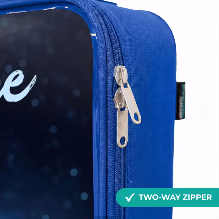 Children's suitcase with name - Blue - Blue alien creature under starry sky — 6