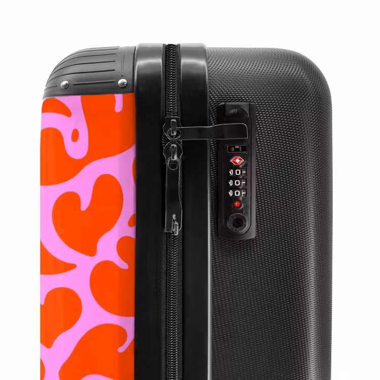 Suitcase - Organic heart motif in red on pink background — 6