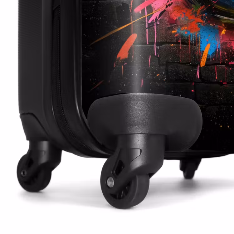 Suitcase - Graffiti soccer with bright colors — 6