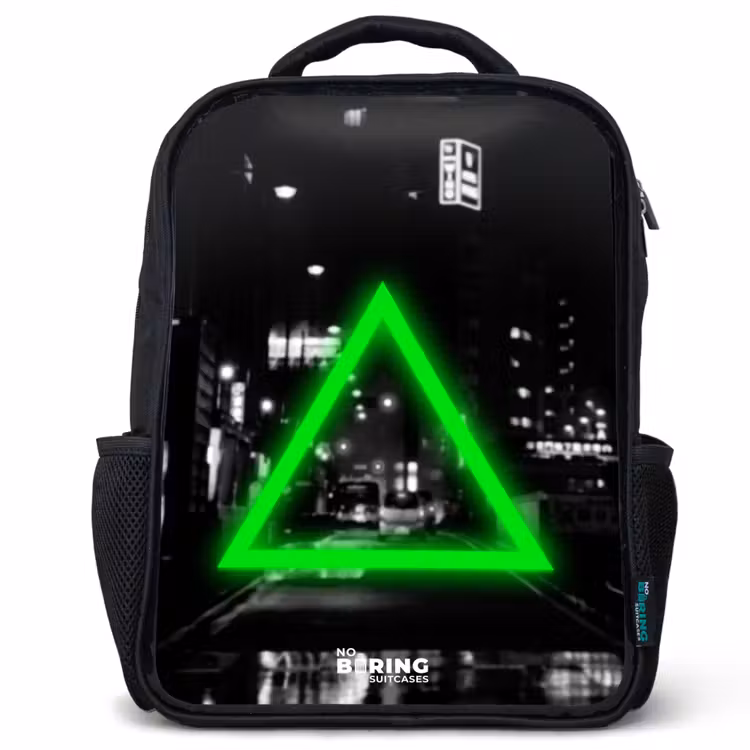 Kids backpack - Bright green triangle — 1