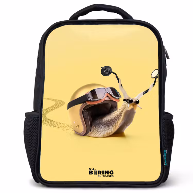 Kids backpack - Snail with motorcycle helmet — 1