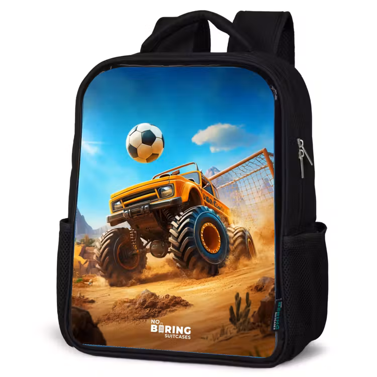 Kids backpack - Monster truck scores goal in desert stadium — 4