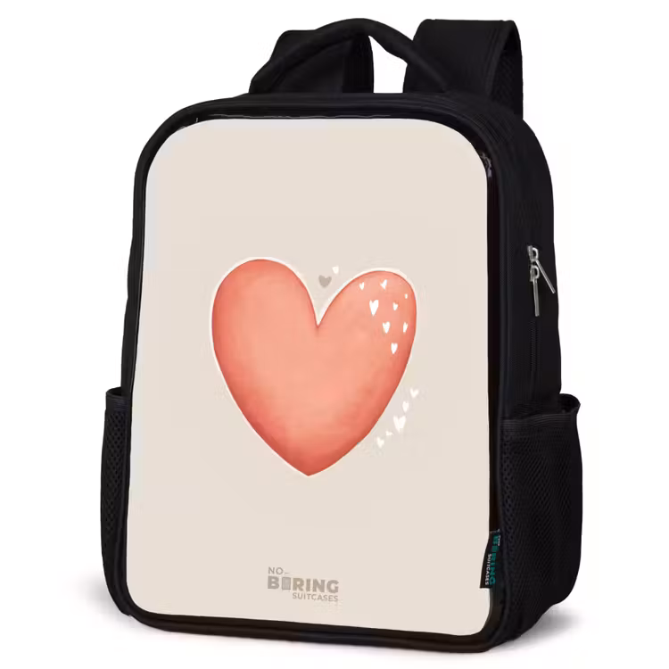 Kids backpack - Red heart on a beige background — 4