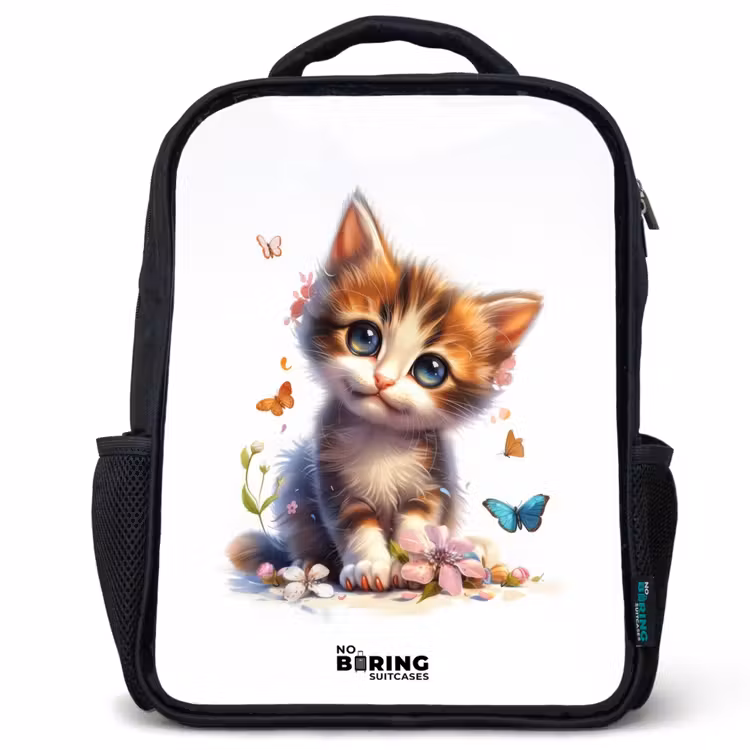 Kids backpack - Portrait of a kitten surrounded by butterflies — 1