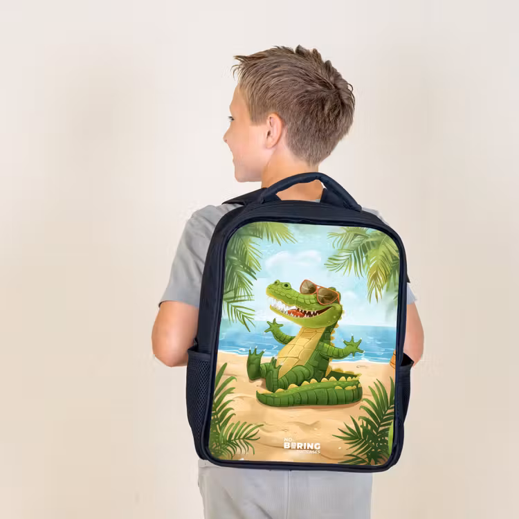 Kids backpack - Crocodile with sunglasses relaxes on beach — 2