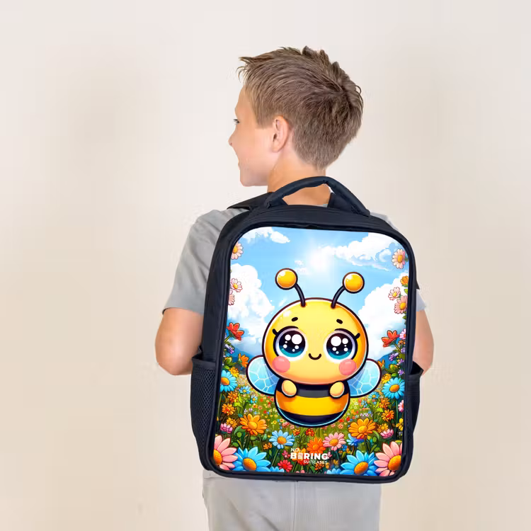 Kids backpack - Cute bee among flowers — 2