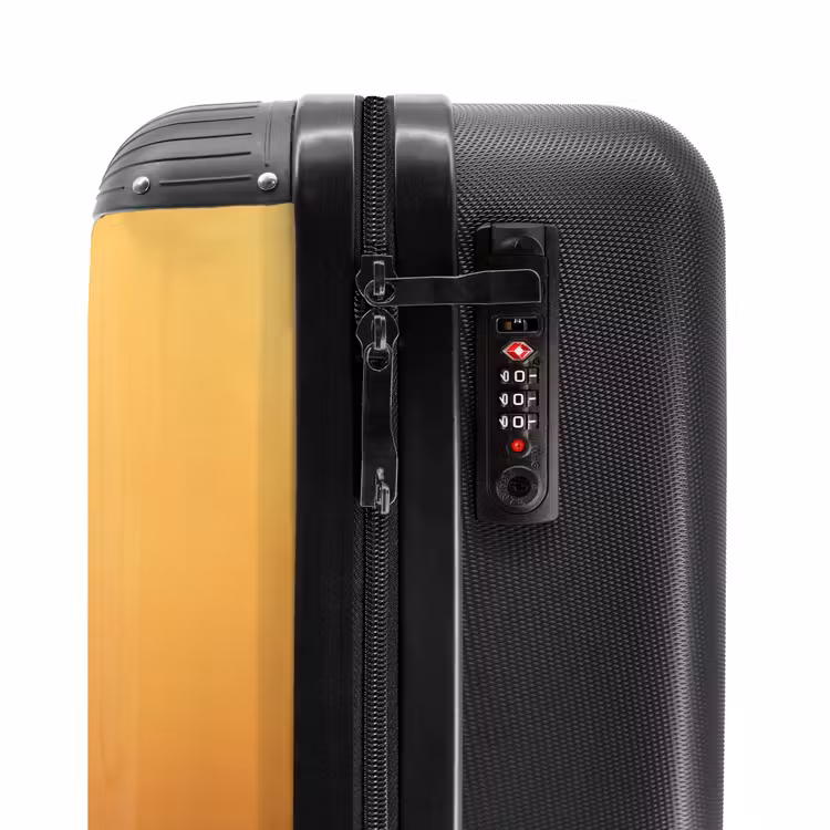 Suitcase - A monkey behind wooden wall — 6
