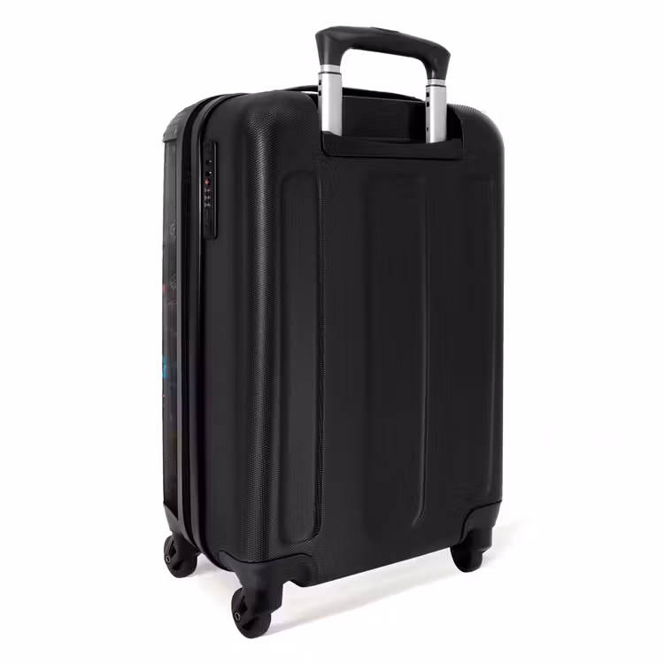 Suitcase - Scottish highlander as graffiti art — 2