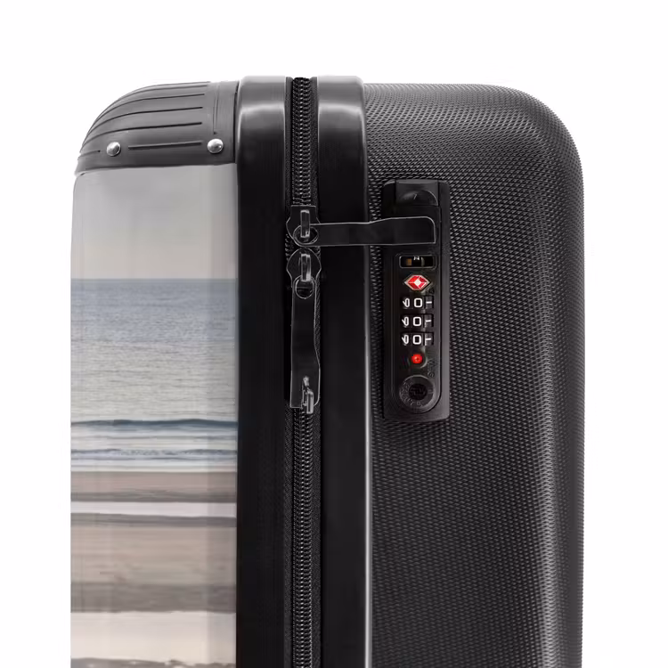Suitcase - Sandy beach - Cloudy - Dunes — 5