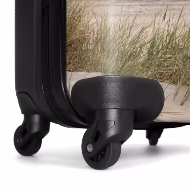 Suitcase - Sandy beach - Cloudy - Dunes — 6
