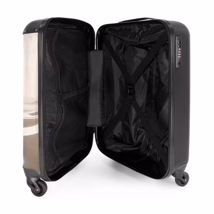 Suitcase - Coastline - Beach - Ocean — 3