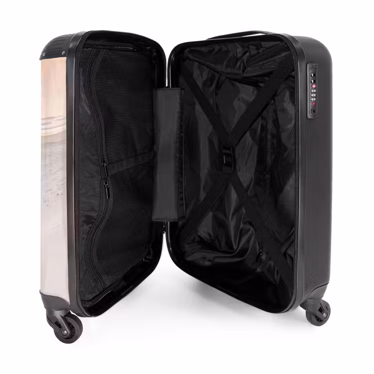 Suitcase - Horizon - Dune landscape - Sand — 3