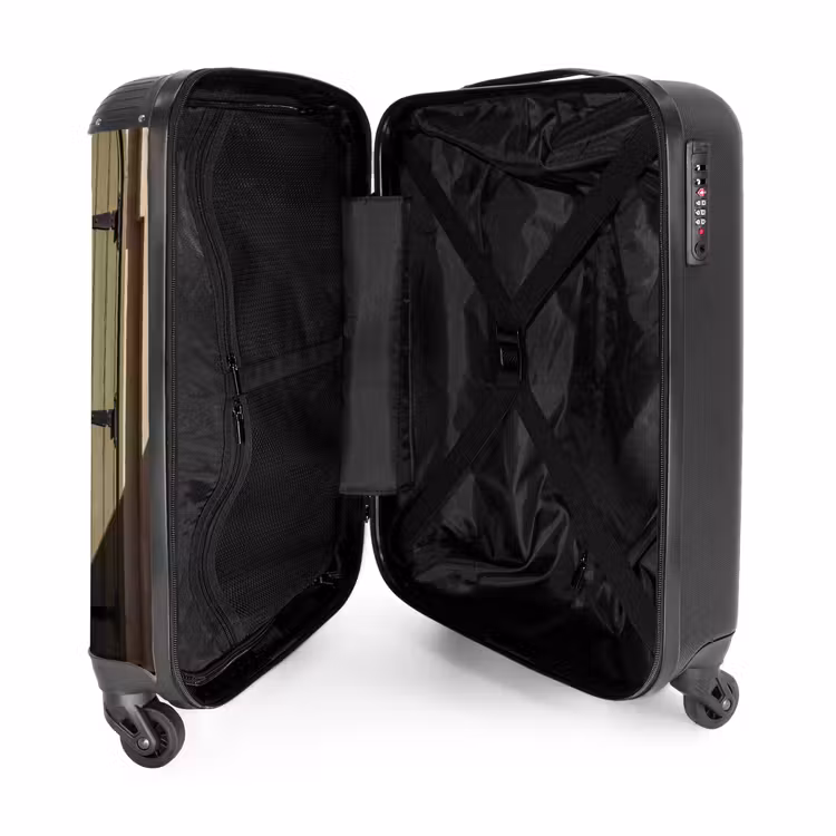 Suitcase - Door - Wood - Architecture - Greenery - Rustic — 3