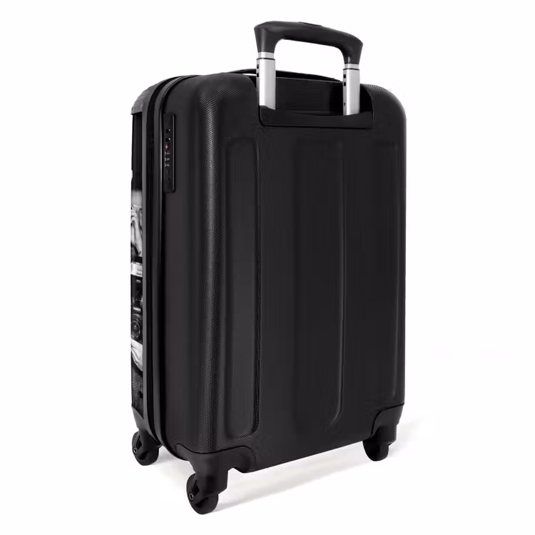 Suitcase - Photographers - Crowd - Flashes - Journalism — 2