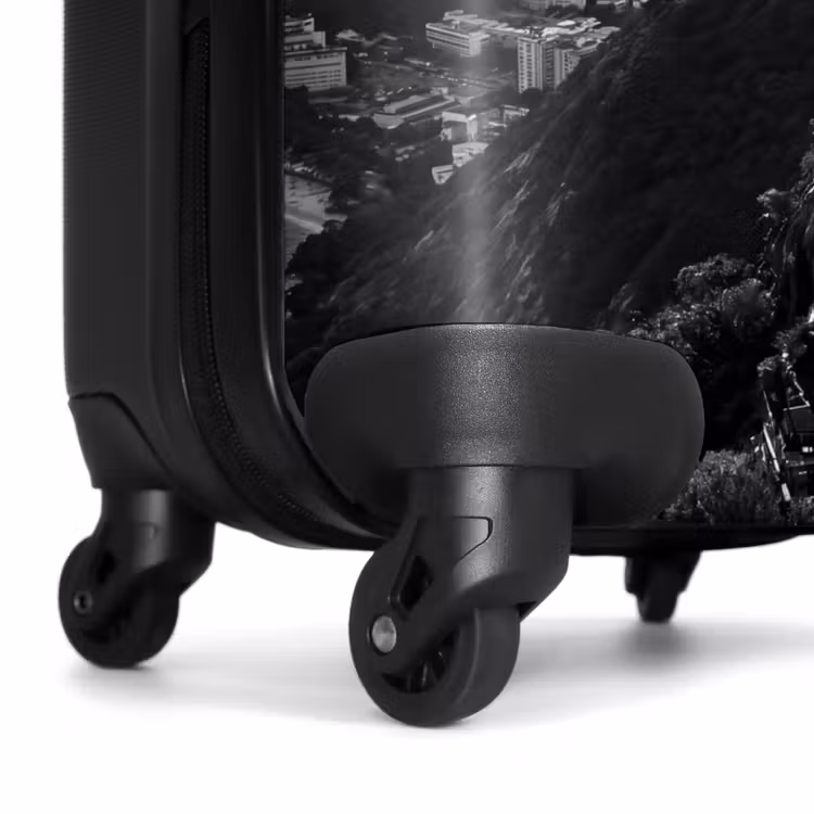 Suitcase - Monument - Cityscape - Landscape - Black - White — 6