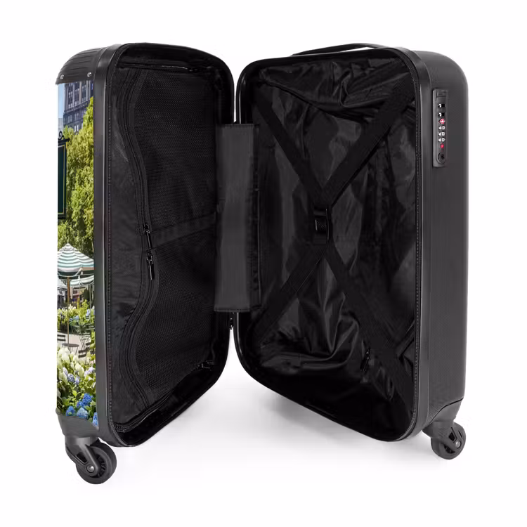 Suitcase - Park - Fountain - City - Nature — 3