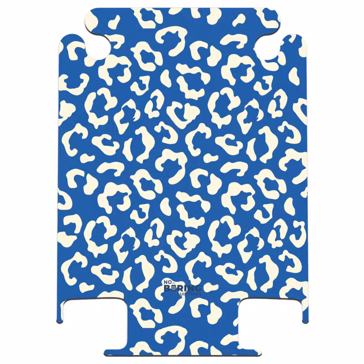 CaseSwap™ - Animal prints - Panther print suitcase in blue and white — 1