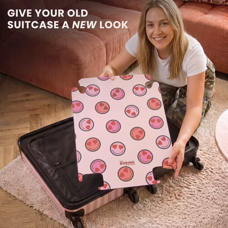 CaseSwap™ - Pink smiley faces on a pink background — 3