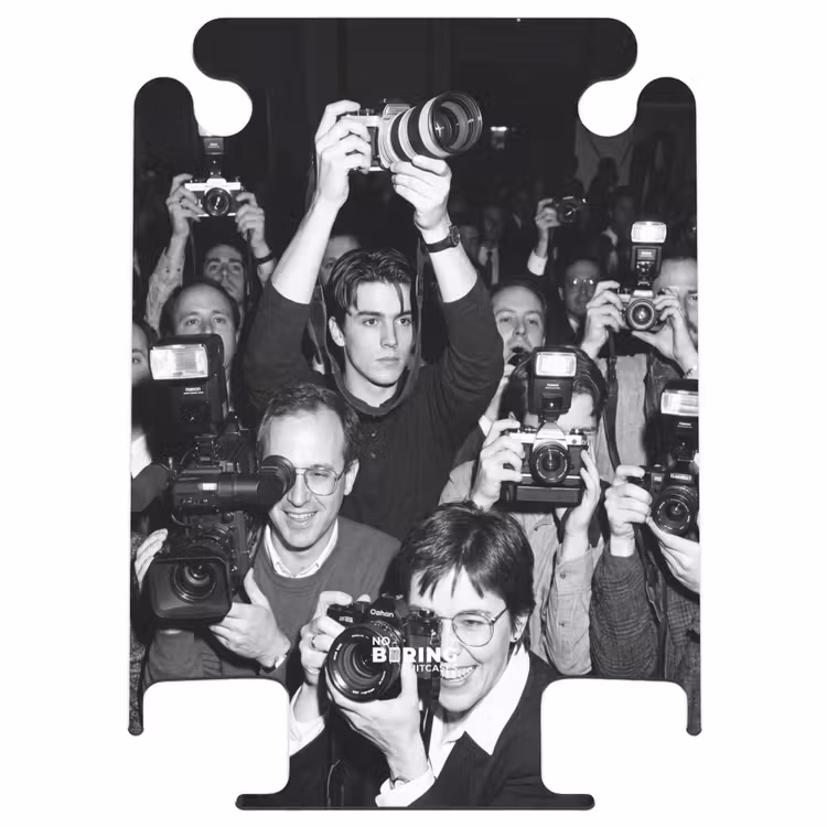 CaseSwap™ - Photographers - Crowd - Flashes - Journalism — 1