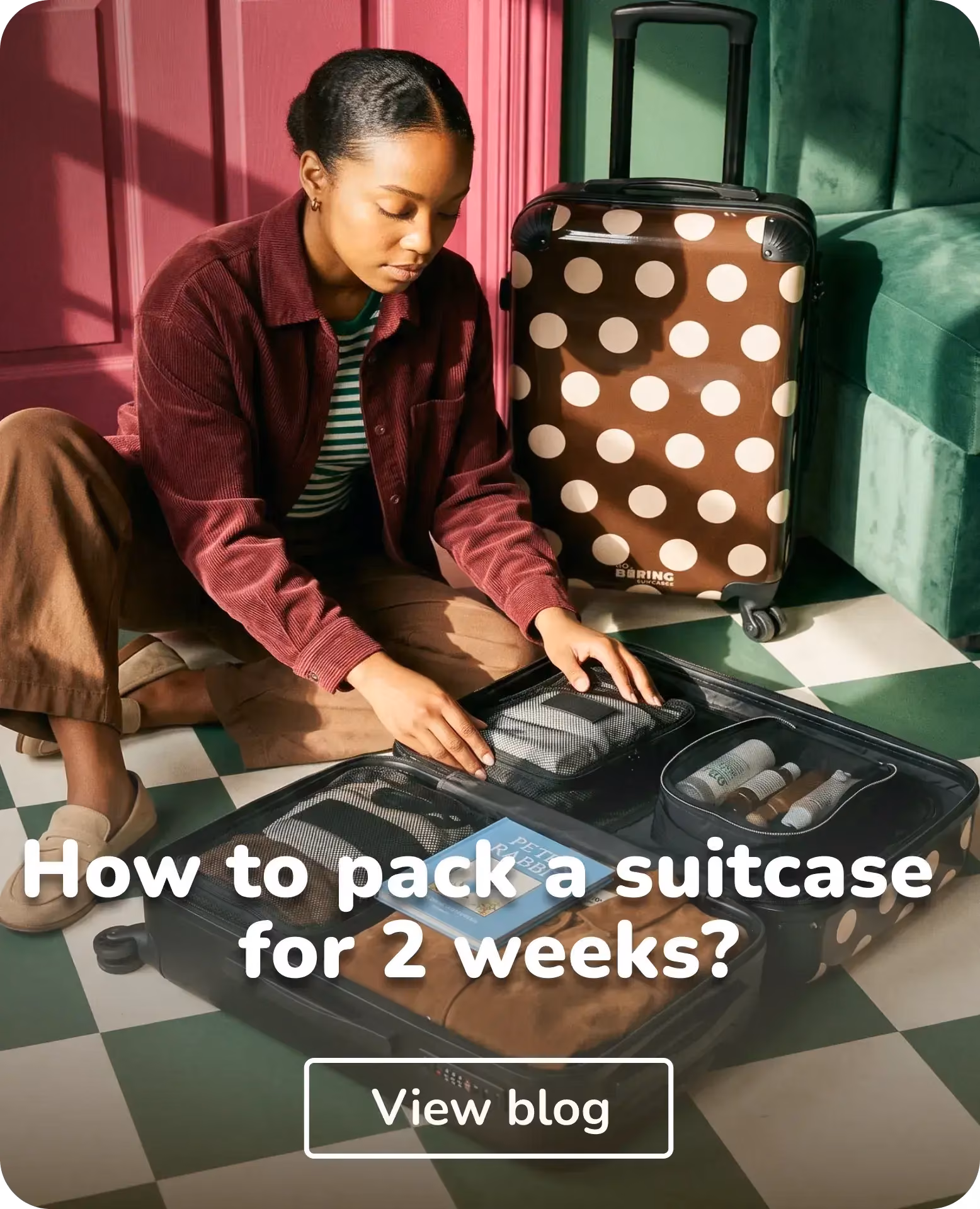 girl packing her suitcase