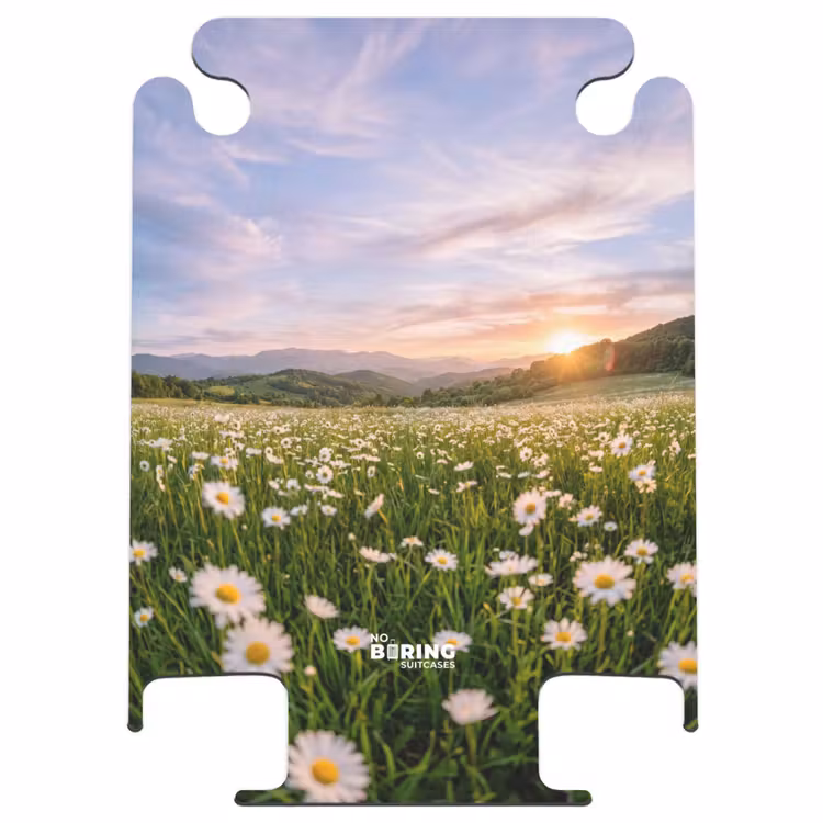 CaseSwap - Daisy - Field - Hills - Green — 1