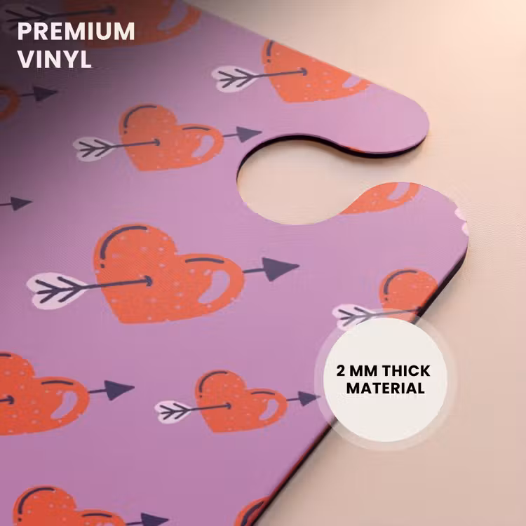 CaseSwap™ - Patterns - Pattern of red hearts with arrows on purple background — 6