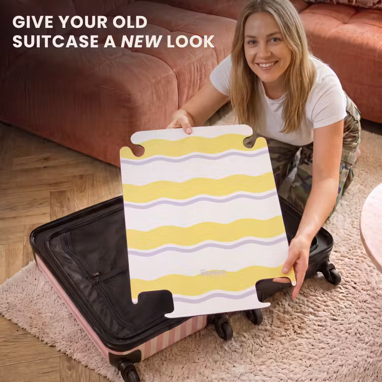 CaseSwap™ - Wavy stripes in purple and yellow — 3