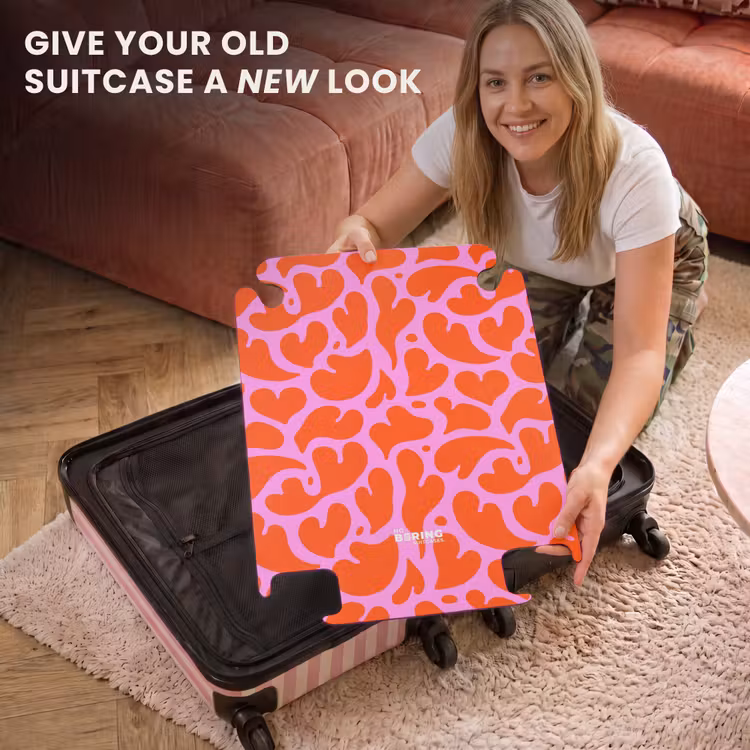 CaseSwap™ - Organic heart motif in red on pink background — 3