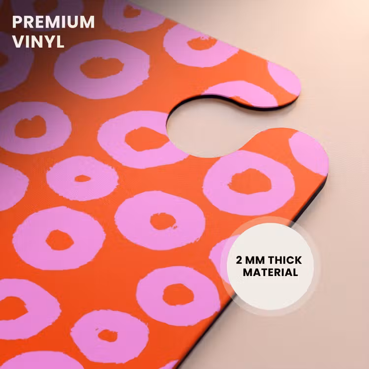 CaseSwap™ - Pink circle pattern with heart filling on red — 6