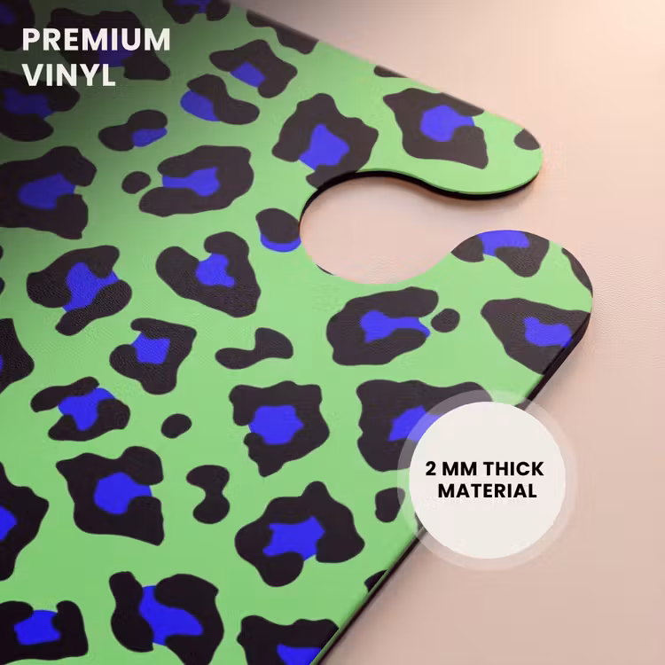 CaseSwap™ - Blue onion horse pattern on green background — 6