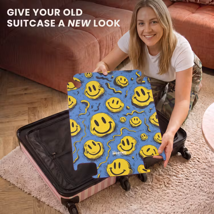 CaseSwap™ - Yellow squiggly smiley faces on a blue background — 3